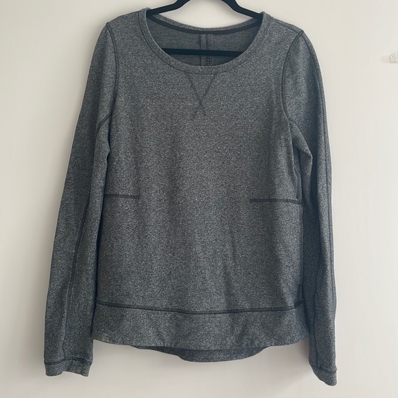 Lululemon pullover - Picture 1 of 3